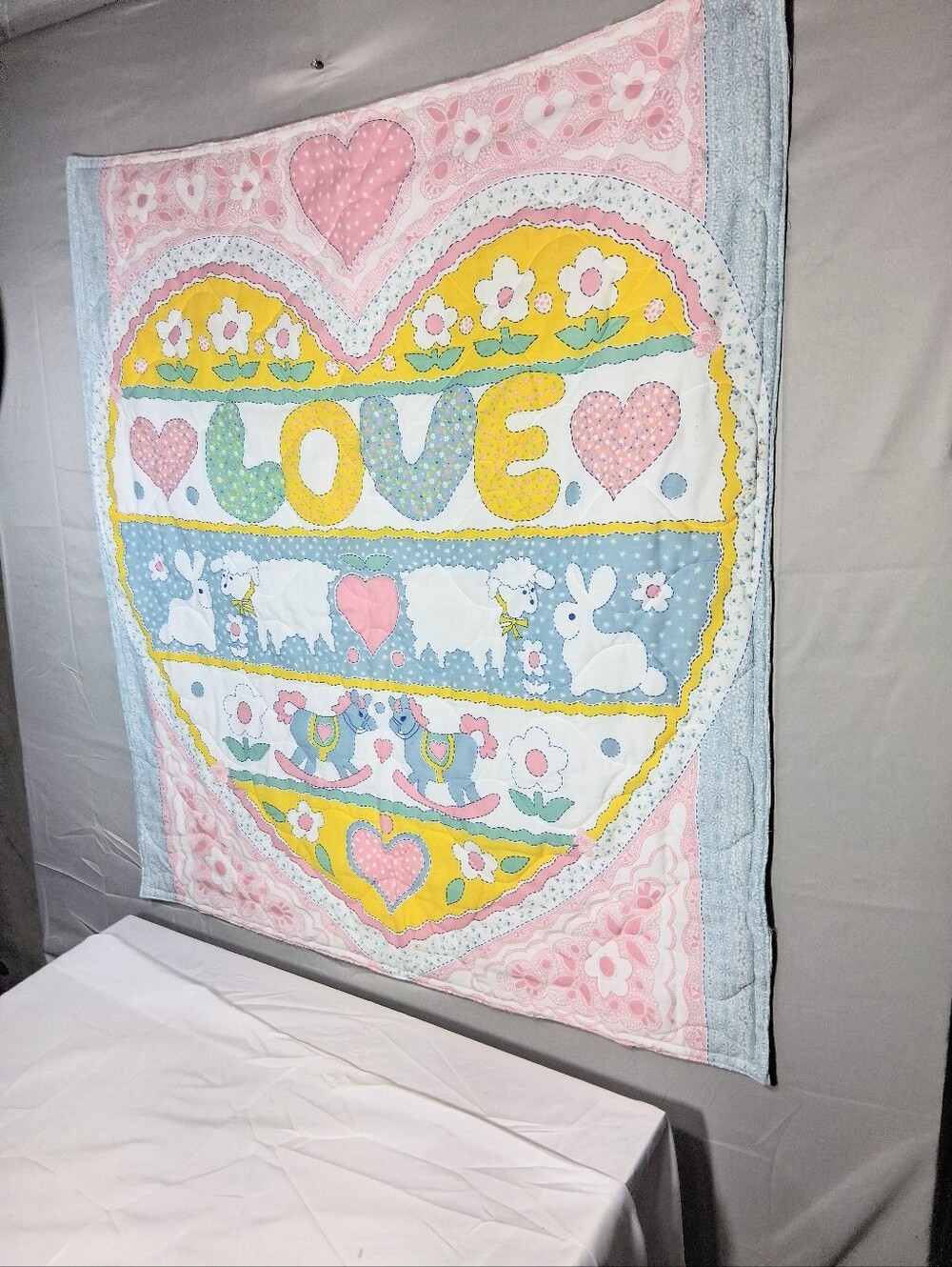 Cute 1980's Vintage 36" X 33" Pastel "Love" Applique Style Crib/Stroller Quilt - Picture 5 of 11